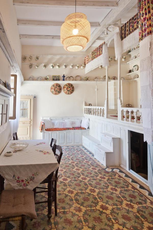 Traditional Karpathian House Menetaí エクステリア 写真