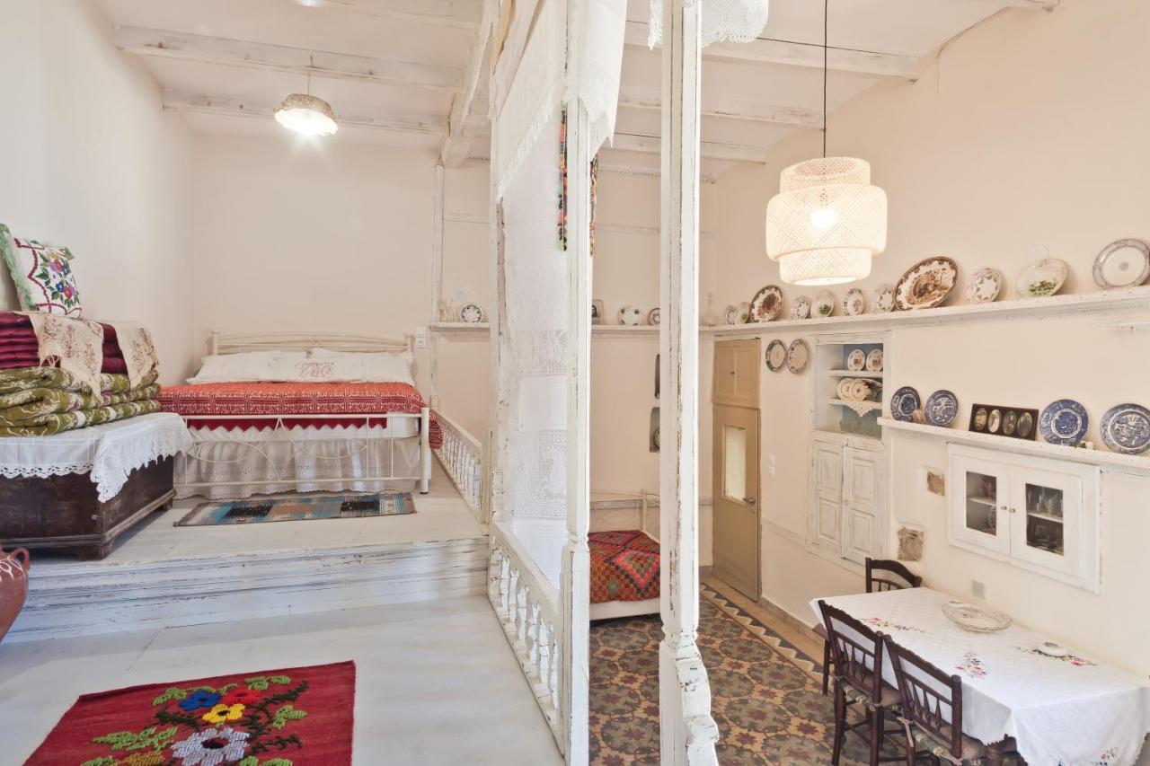 Traditional Karpathian House Menetaí エクステリア 写真